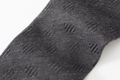 上品な質感で大人の印象 ウールネクタイ