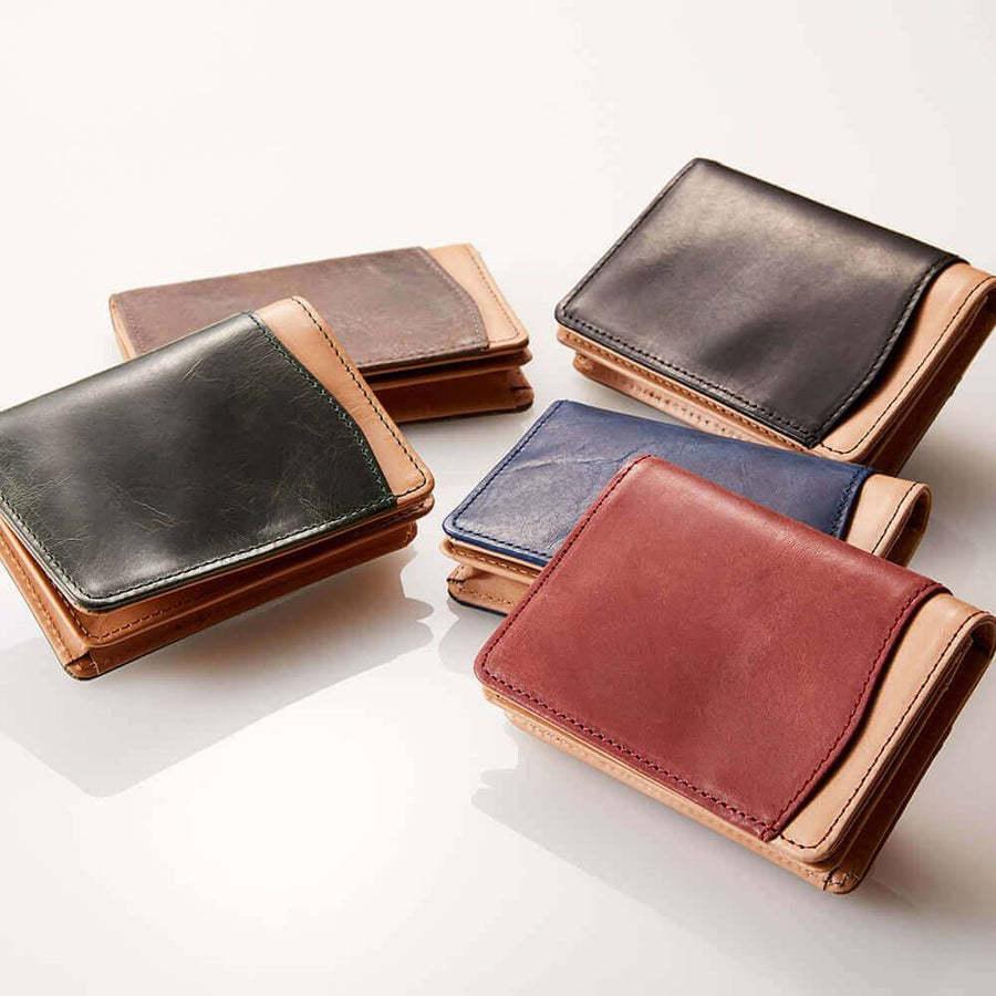 革小物専門店の名刺入れ