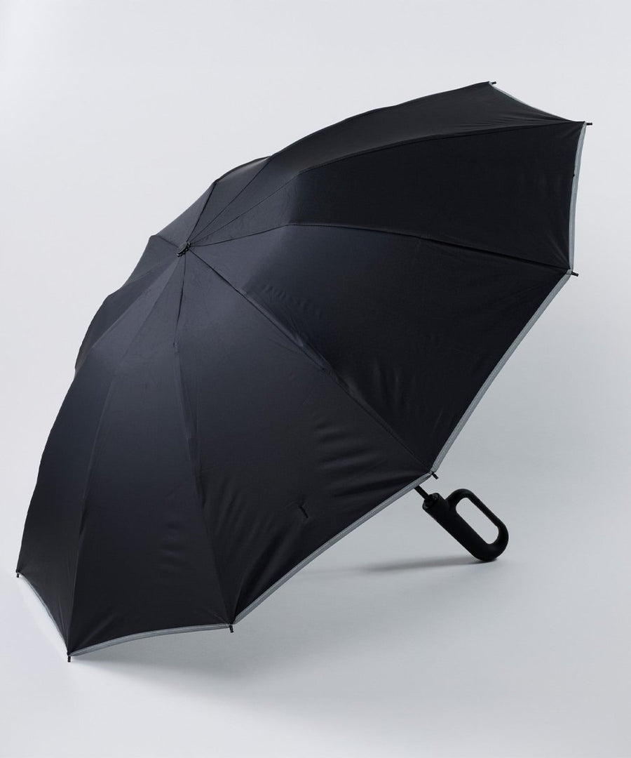 持ち歩き、ストレスゼロ。カラビナ日傘