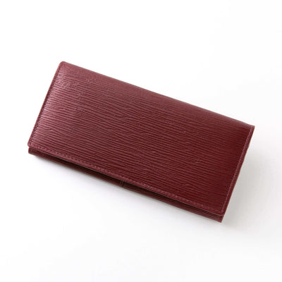 カードがたくさん入るフラップ長財布