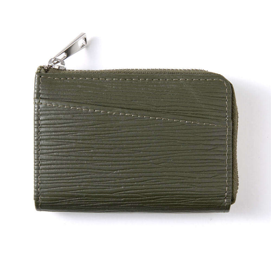 お出かけはコレひとつで 手の平サイズでカードも入るコインケース