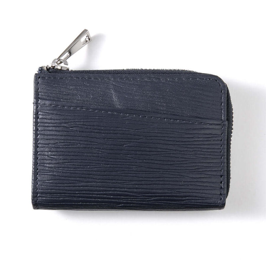 お出かけはコレひとつで 手の平サイズでカードも入るコインケース