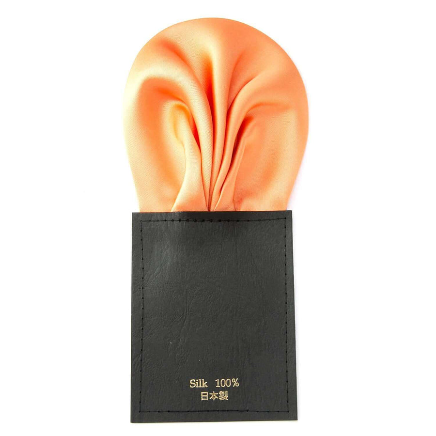 ワンタッチでカッコイイが一日中続く ポケットチーフ パフド