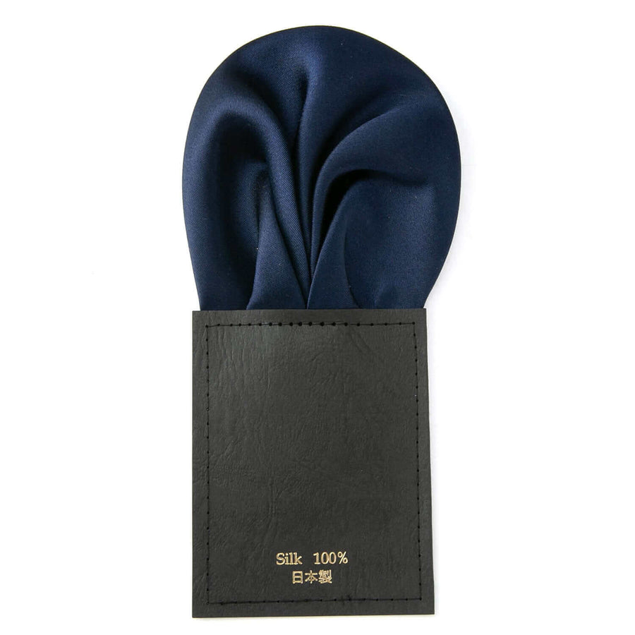 ワンタッチでカッコイイが一日中続く ポケットチーフ パフド